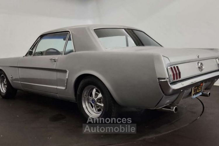 Ford Mustang V8 4.7 l Coupé - <small></small> 35.000 € <small>TTC</small> - #2
