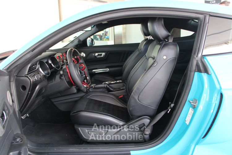 Ford Mustang V8 5.0 - <small>A partir de </small>690 EUR <small>/ mois</small> - #13