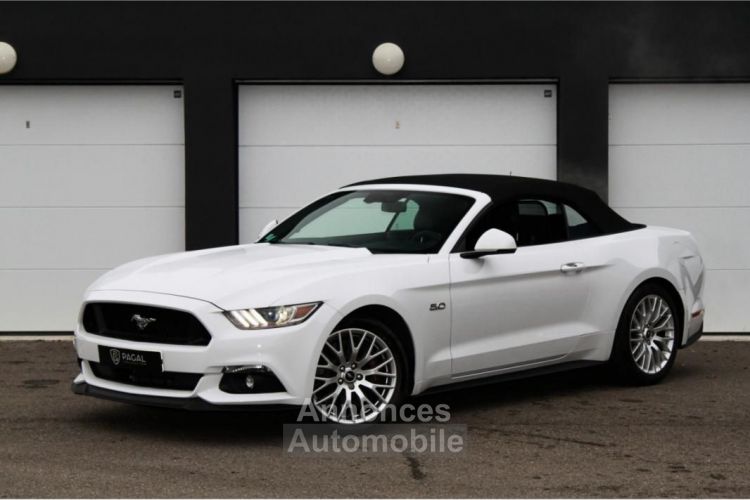 Ford Mustang V8 5.0 CABRIOLET | 1.HAND CAR PLAY BREMBO - <small></small> 39.900 € <small>TTC</small> - #2