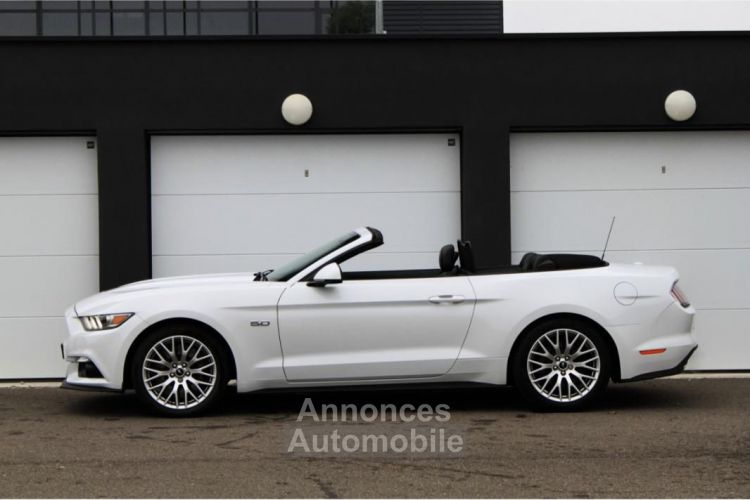 Ford Mustang V8 5.0 CABRIOLET | 1.HAND CAR PLAY BREMBO - <small></small> 39.900 € <small>TTC</small> - #3