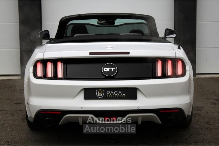 Ford Mustang V8 5.0 CABRIOLET | 1.HAND CAR PLAY BREMBO - <small></small> 39.900 € <small>TTC</small> - #5