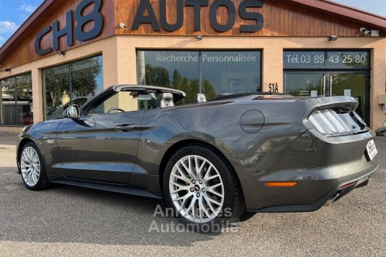 Ford Mustang V8 5.0 GT Cabriolet Boîte Automatique Navigation Sync 3 pack premium *dispo et visible sur notre parc * 39900€ - <small></small> 39.900 € <small>TTC</small> - #12