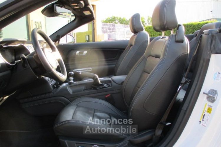 Ford Mustang V8 5.0 GT Cabriolet phase 2 Pack Premium Boîte Mécanique Jantes noir 46900€ - <small></small> 45.500 € <small>TTC</small> - #22