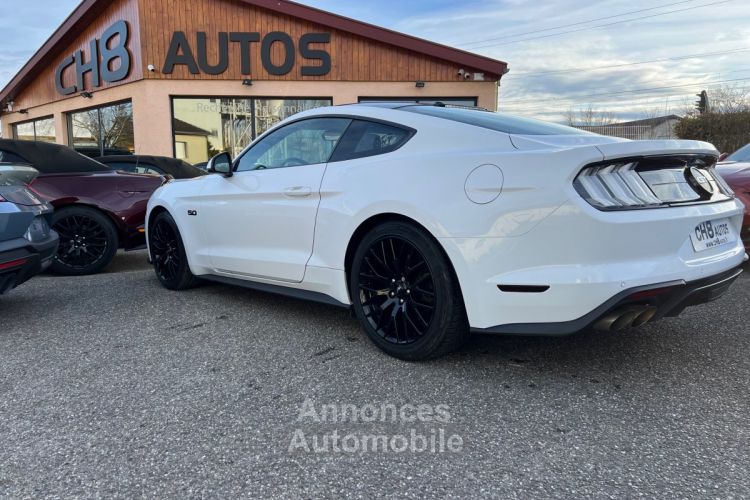 Ford Mustang V8 5.0 GT FASTBACK PHASE 2 450 CH *DISPO ET VISIBLE SUR NOTRE PARC* JANTES NOIR PACK PREMIUM 31841KMS TOIT NOIR 47900 € - <small></small> 47.900 € <small>TTC</small> - #23