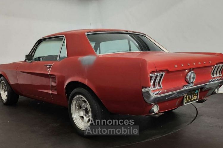 Ford Mustang V8 Coupé - <small></small> 17.850 € <small>TTC</small> - #2