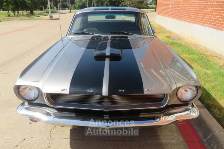 Ford Mustang V8 COUPÉ - <small></small> 29.900 € <small>TTC</small> - #6