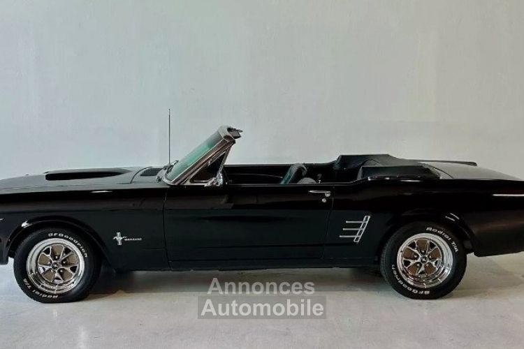 Ford Mustang V8 TRIPLE BLACK CAB - <small></small> 32.400 € <small>TTC</small> - #2