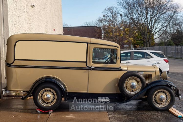 Ford Panel Delivery van  - <small></small> 37.000 € <small>TTC</small> - #2