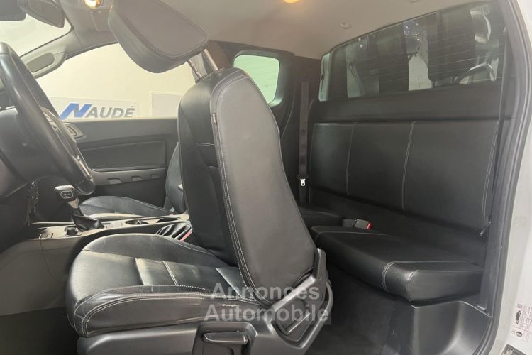 Ford Ranger 2.0 ECOBLUE BI-TURBO 213 CH BVA10 4X4 SUPER CABINE LIMITED - GARANTIE 6 MOIS - <small></small> 28.990 € <small>TTC</small> - #18