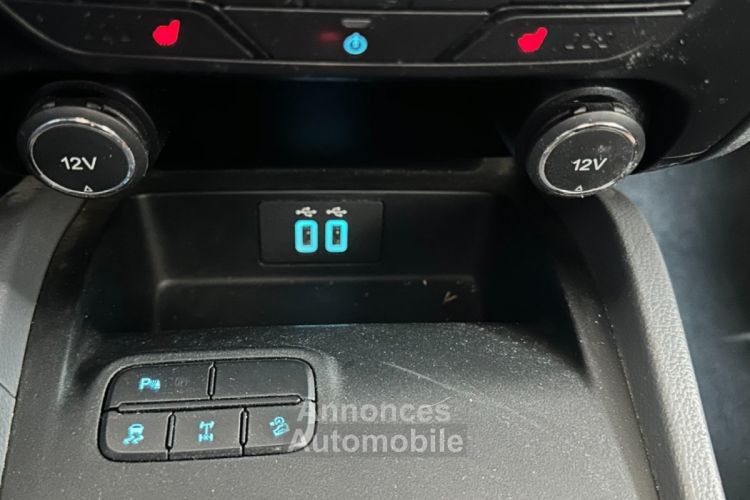 Ford Ranger DOUBLE CABINE WILDTRAK 4X4 213 ch 3.2 TDCi BVA6 Full suivi Sièges électriques chauffants Camera Bluetooth - <small></small> 28.490 € <small>TTC</small> - #31