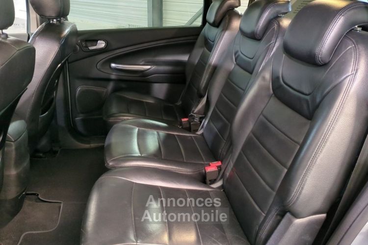 Ford S-MAX 2.0 TDCI 140CH FAP TITANIUM GPS POWERSHIFT 7 PLACES - Prix sur Demande - #7