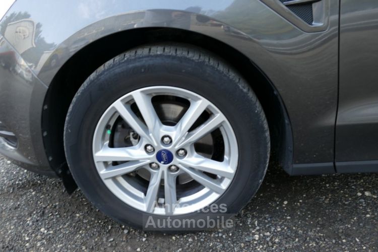 Ford S-MAX 2.0 TDCI 150 Ch TITANIUM BVA 7 PLACES - <small></small> 15.990 € <small>TTC</small> - #12