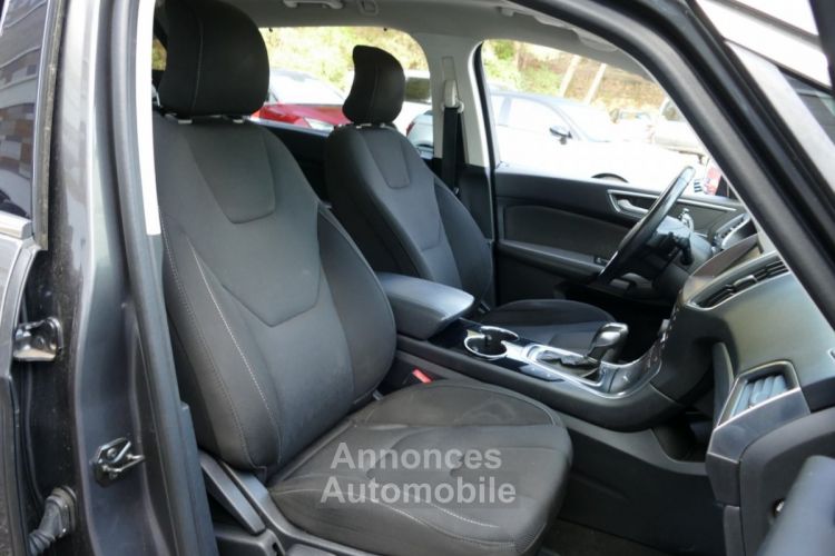 Ford S-MAX 2.0 TDCI 150 Ch TITANIUM BVA 7 PLACES - <small></small> 15.990 € <small>TTC</small> - #15