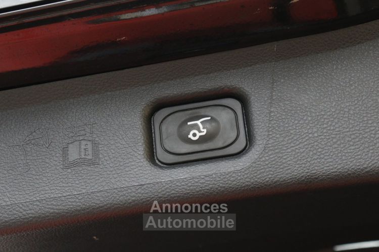 Ford S-MAX II 2.5 Hybrid 190 Vignale 7 Places BVA (Toit panoramique, Sièges élec & chauff) - <small></small> 47.990 € <small>TTC</small> - #21