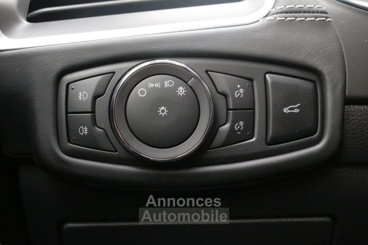 Ford S-MAX II 2.5 Hybrid 190 Vignale 7 Places BVA (Toit panoramique, Sièges élec & chauff) - <small></small> 47.990 € <small>TTC</small> - #25