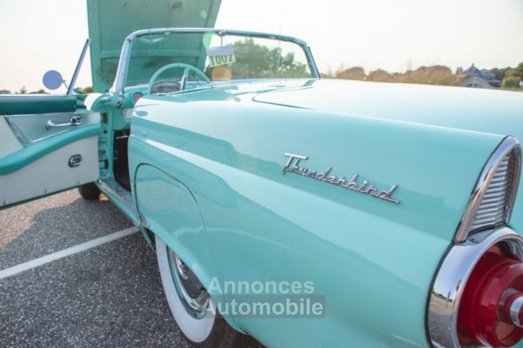 Ford Thunderbird - <small></small> 64.000 € <small>TTC</small> - #38