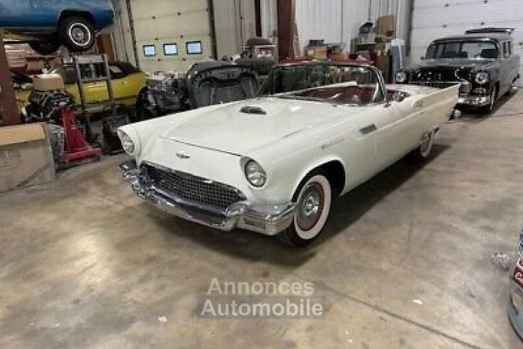 Ford Thunderbird - <small></small> 47.000 € <small>TTC</small> - #2