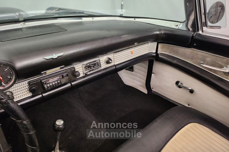 Ford Thunderbird - <small></small> 44.500 € <small>TTC</small> - #37