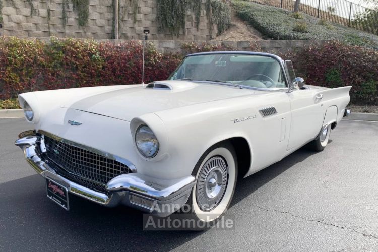 Ford Thunderbird - <small></small> 40.900 € <small>TTC</small> - #1