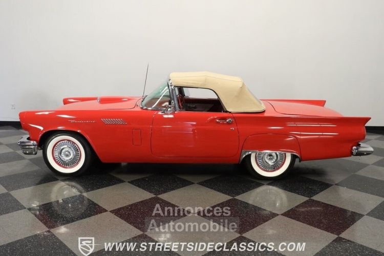 Ford Thunderbird - <small></small> 37.100 € <small>TTC</small> - #3