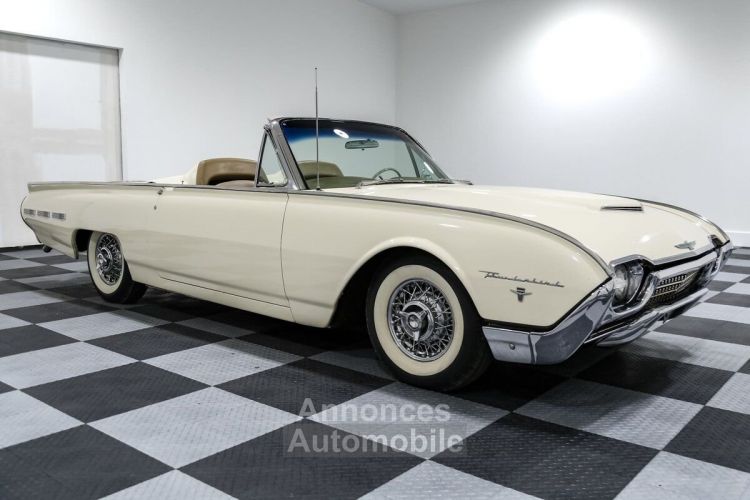 Ford Thunderbird - <small></small> 53.800 € <small>TTC</small> - #1