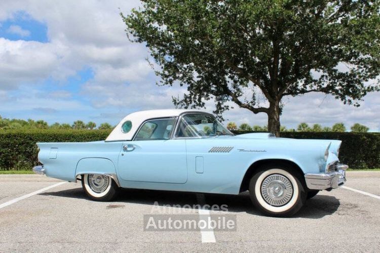 Ford Thunderbird - <small></small> 65.900 € <small>TTC</small> - #1