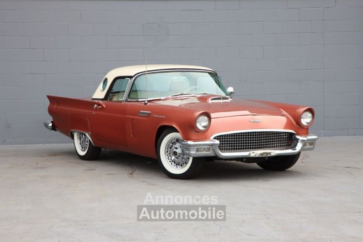 Ford Thunderbird - <small></small> 40.700 € <small>TTC</small> - #2