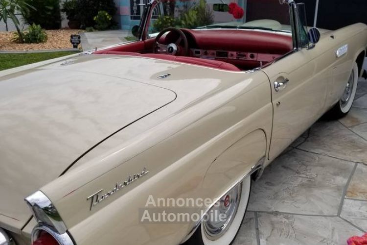 Ford Thunderbird convertible  - <small></small> 61.000 € <small>TTC</small> - #1