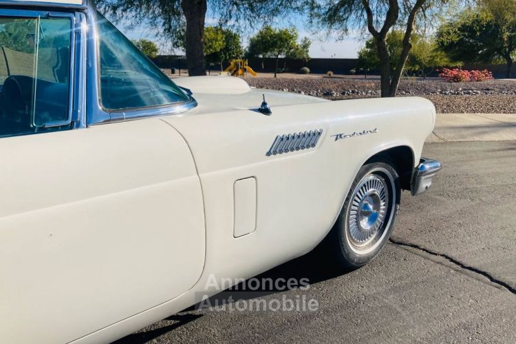 Ford Thunderbird convertible  - <small></small> 35.000 € <small>TTC</small> - #4