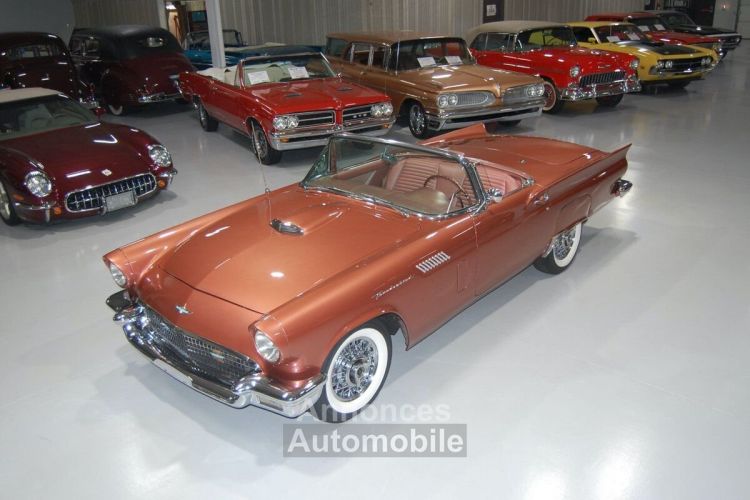 Ford Thunderbird E-Code Convertible  - <small></small> 121.800 € <small>TTC</small> - #1