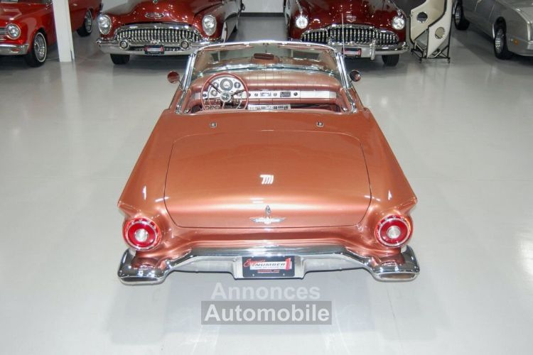 Ford Thunderbird E-Code Convertible  - <small></small> 121.800 € <small>TTC</small> - #10