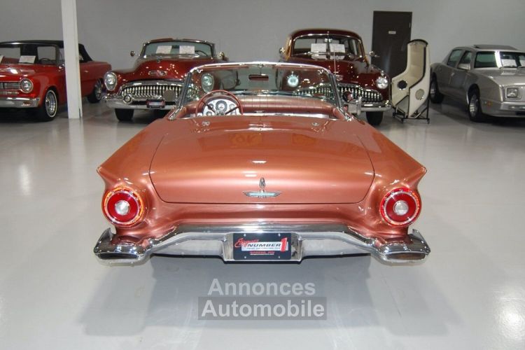 Ford Thunderbird E-Code Convertible  - <small></small> 121.800 € <small>TTC</small> - #18