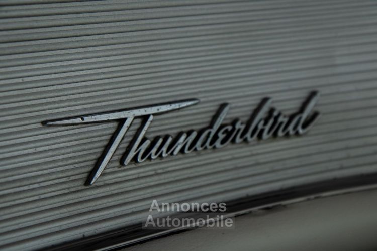 Ford Thunderbird (T-Bird) roadster V8 - CABRIO - LEDER - OLDTIMER - <small></small> 24.999 € <small>TTC</small> - #17