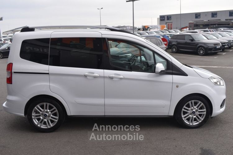 Ford Tourneo Courier 1.0E 100CH TITANIUM - <small></small> 14.790 € <small>TTC</small> - #4