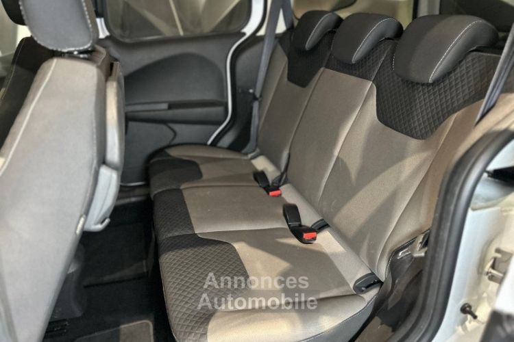 Ford Tourneo Courier 1.5 TDCI 75CH TITANIUM - <small></small> 14.690 € <small>TTC</small> - #12