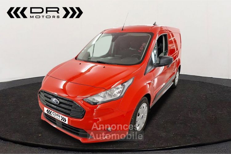 Ford Transit Connect 1.5TDCi SWB LICHTE VRACHT - NAVI - <small></small> 16.995 € <small>TTC</small> - #1