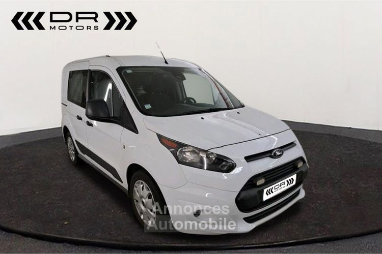 Ford Transit Connect 1.5TDCi SWB T200 LICHTE VRACHT - BLUETOOTH- PDC CRUISE CONTROL - <small></small> 12.495 € <small>TTC</small> - #2