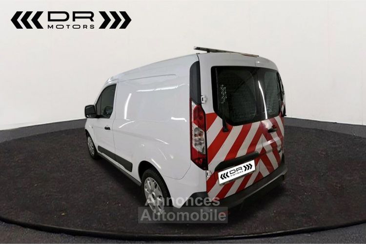 Ford Transit Connect 1.5TDCi SWB T200 LICHTE VRACHT - BLUETOOTH- PDC CRUISE CONTROL - <small></small> 12.495 € <small>TTC</small> - #4