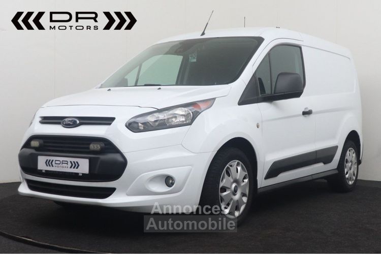 Ford Transit Connect 1.5TDCi SWB T200 LICHTE VRACHT - BLUETOOTH- PDC CRUISE CONTROL - <small></small> 12.495 € <small>TTC</small> - #1