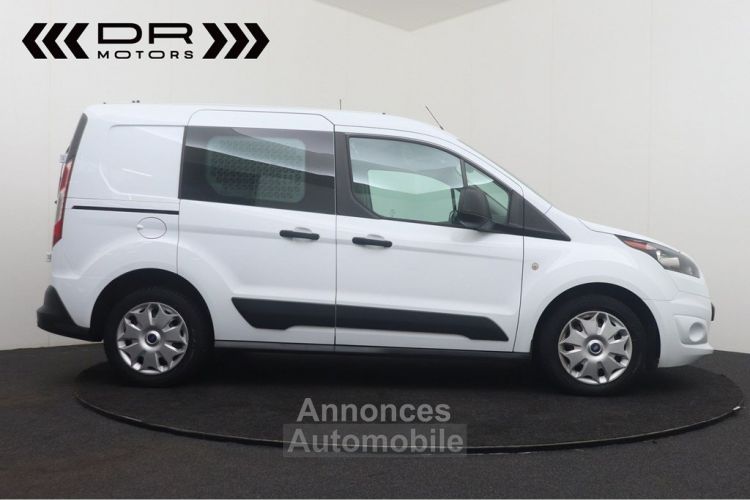 Ford Transit Connect 1.5TDCi SWB T200 LICHTE VRACHT - BLUETOOTH- PDC CRUISE CONTROL - <small></small> 12.495 € <small>TTC</small> - #7