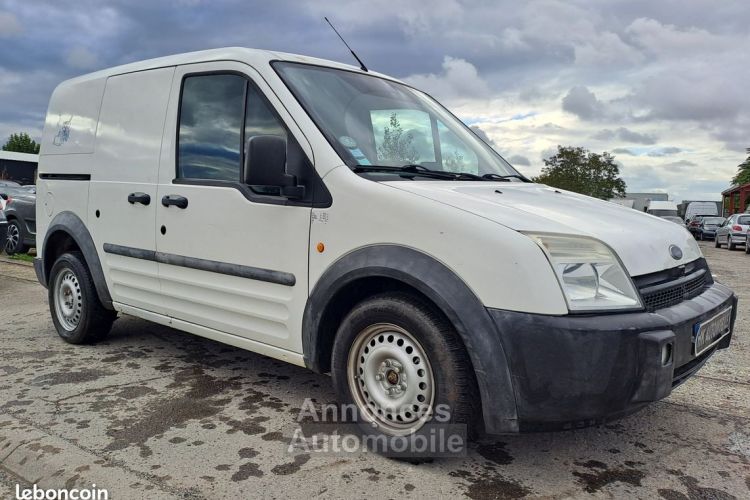 Ford Transit Connect 1.8 TDDI Fourgon court 75 cv PAS DE TVA - <small></small> 3.990 € <small>TTC</small> - #2