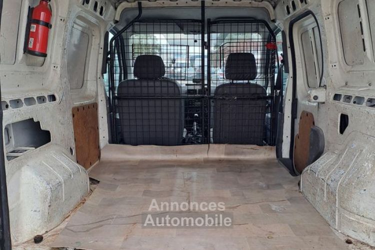 Ford Transit Connect 1.8 TDDI Fourgon court 75 cv PAS DE TVA - <small></small> 3.990 € <small>TTC</small> - #5