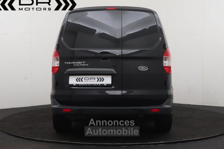 Ford Transit Courier 1.5TDCi TREND LICHTE VRACHT - DAB AIRCO23.251km!! - <small></small> 17.995 € <small>TTC</small> - #4