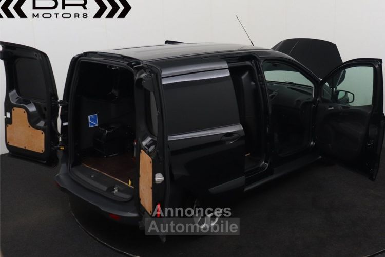 Ford Transit Courier 1.5TDCi TREND LICHTE VRACHT - RADIO CONNECT DAB - <small></small> 13.995 € <small>TTC</small> - #10