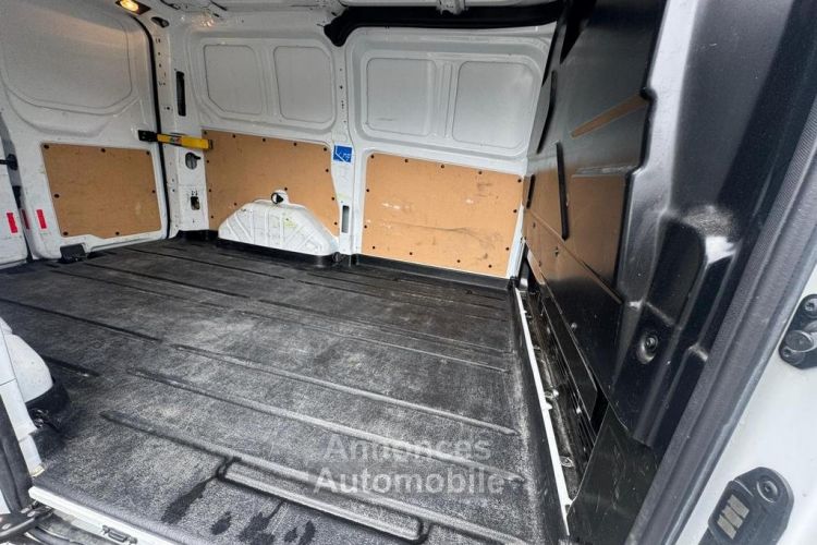 Ford Transit Custom 2.0 TDCi 105 cv ,SUIVI FORD, VEHICULE GARANTIE -FINANCEMENT POSSIBLE - <small></small> 18.990 € <small>TTC</small> - #15