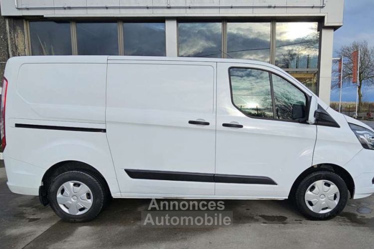 Ford Transit Custom 2.0 TDCi L1H1 3 Places Clim Garantie 12 mois - <small></small> 17.990 € <small>TTC</small> - #4