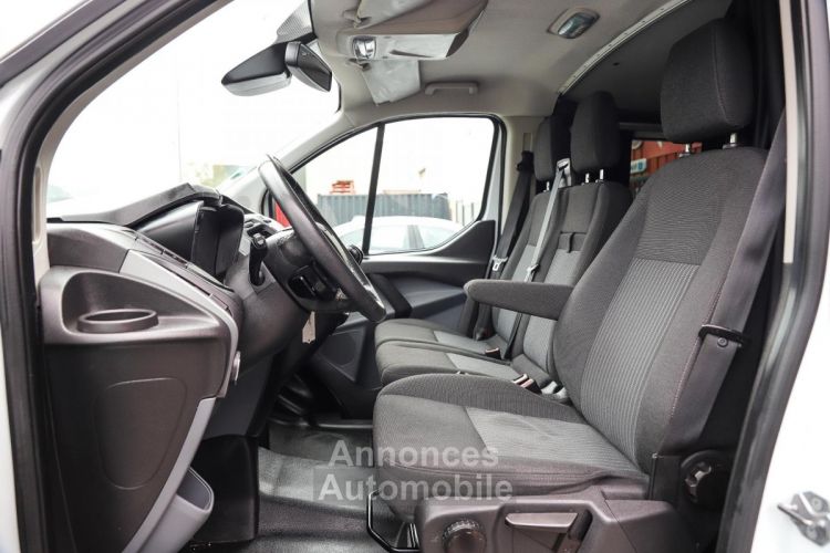 Ford Transit CUSTOM 2.2 TDCi 125 270 L1H1 Trend VAN AMENAGE CAMPING CAR FRIGO DOUCHE - <small></small> 29.980 € <small>TTC</small> - #7