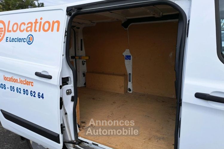 Ford Transit CUSTOM FOURGON (18250€ HT) 300 L1H1 2.0 ECOBLUE 130 TREND BUSINESS - 4P - <small></small> 21.900 € <small>TTC</small> - #24