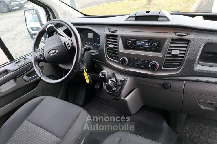 Ford Transit CUSTOM FOURGON (18250€ HT) 300 L1H1 2.0 ECOBLUE 130 TREND BUSINESS - 4P - <small></small> 21.900 € <small>TTC</small> - #25