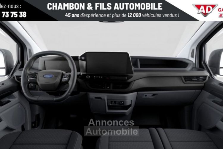 Ford Transit Custom FOURGON 280 L2H1 2.0 ECOBLUE 136 CH BVA8 TREND prix 33291 HT - <small></small> 33.291 € <small>HT</small> - #4